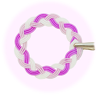 先端部分をボンドでつなげる